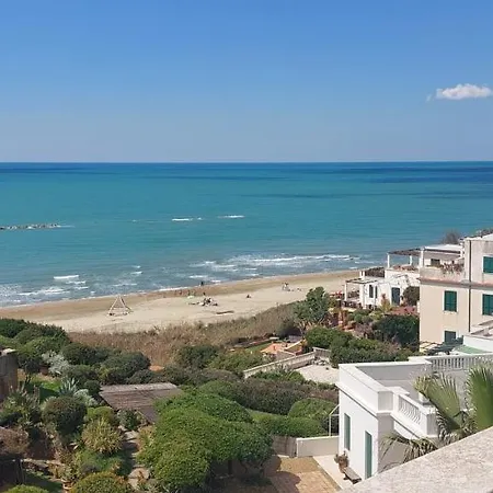 Апартаменты La Terrazza Di Nerone *