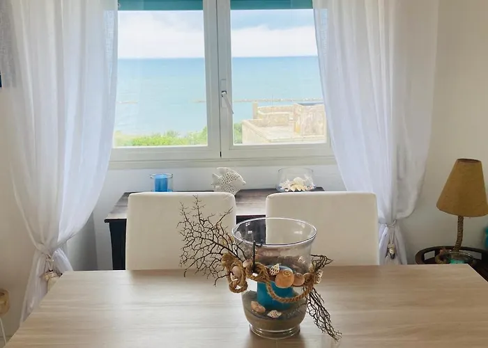 La Terrazza Di Nerone Apartmán *